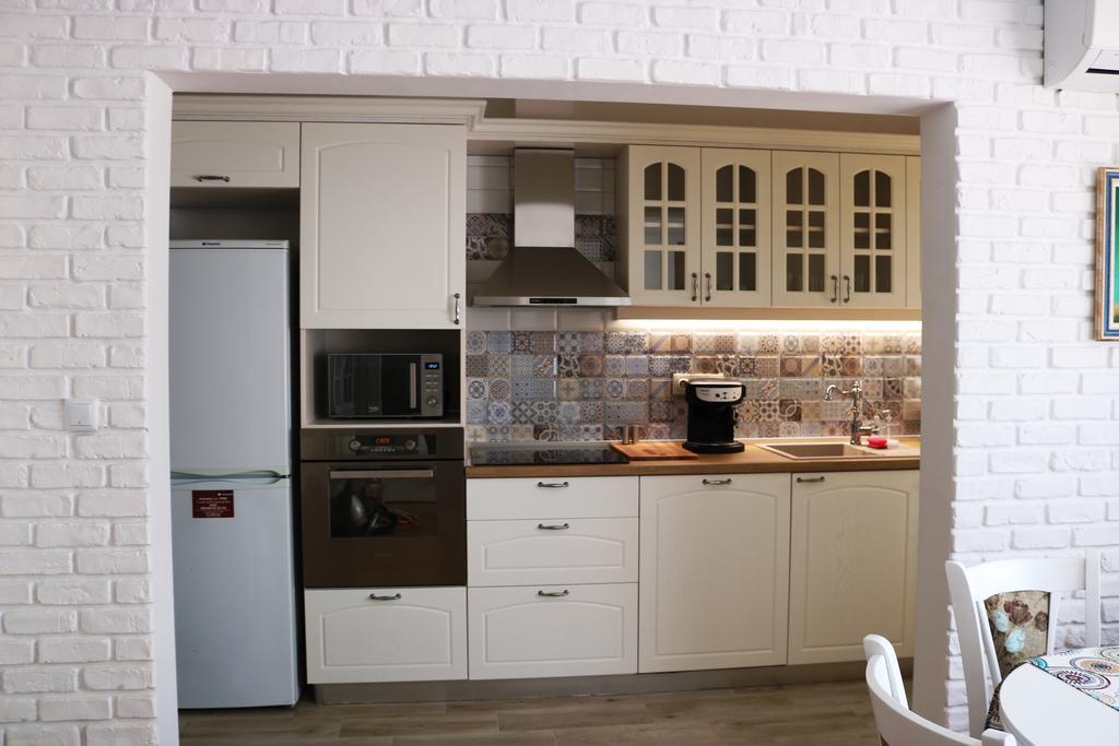 Central Varna Apartment - Lets4Holiday Exterior photo