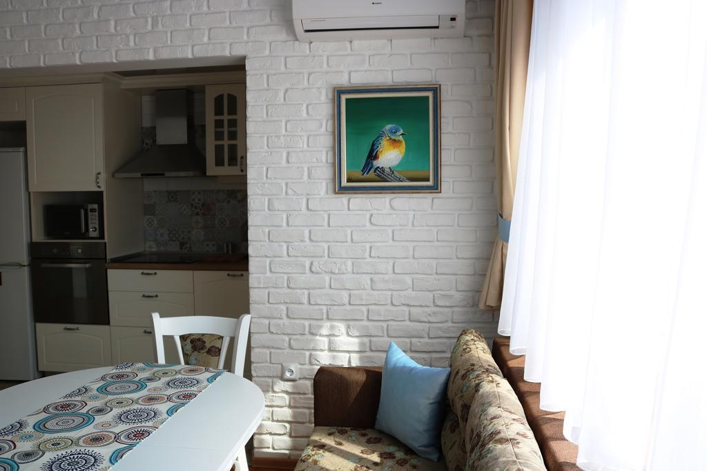 Central Varna Apartment - Lets4Holiday Exterior photo